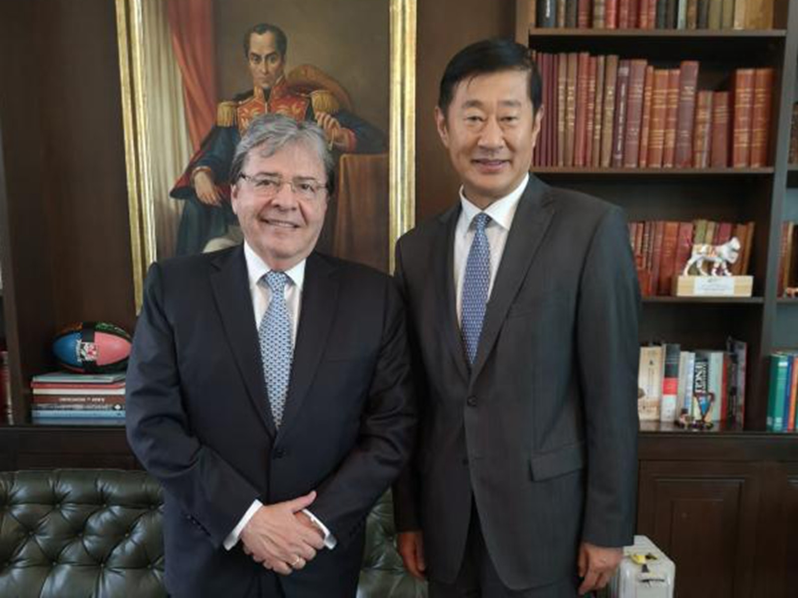 中国外交人事异动再有资深外交官离任 多维新闻 中国