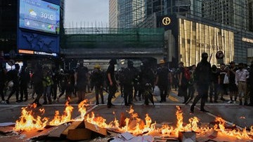 中国官媒脸书发文 狂热分子拟在港发动恐袭 图 多维新闻 中国 中国官媒脸书发文 狂热分子拟在港发动恐袭 图 多维新闻 中国