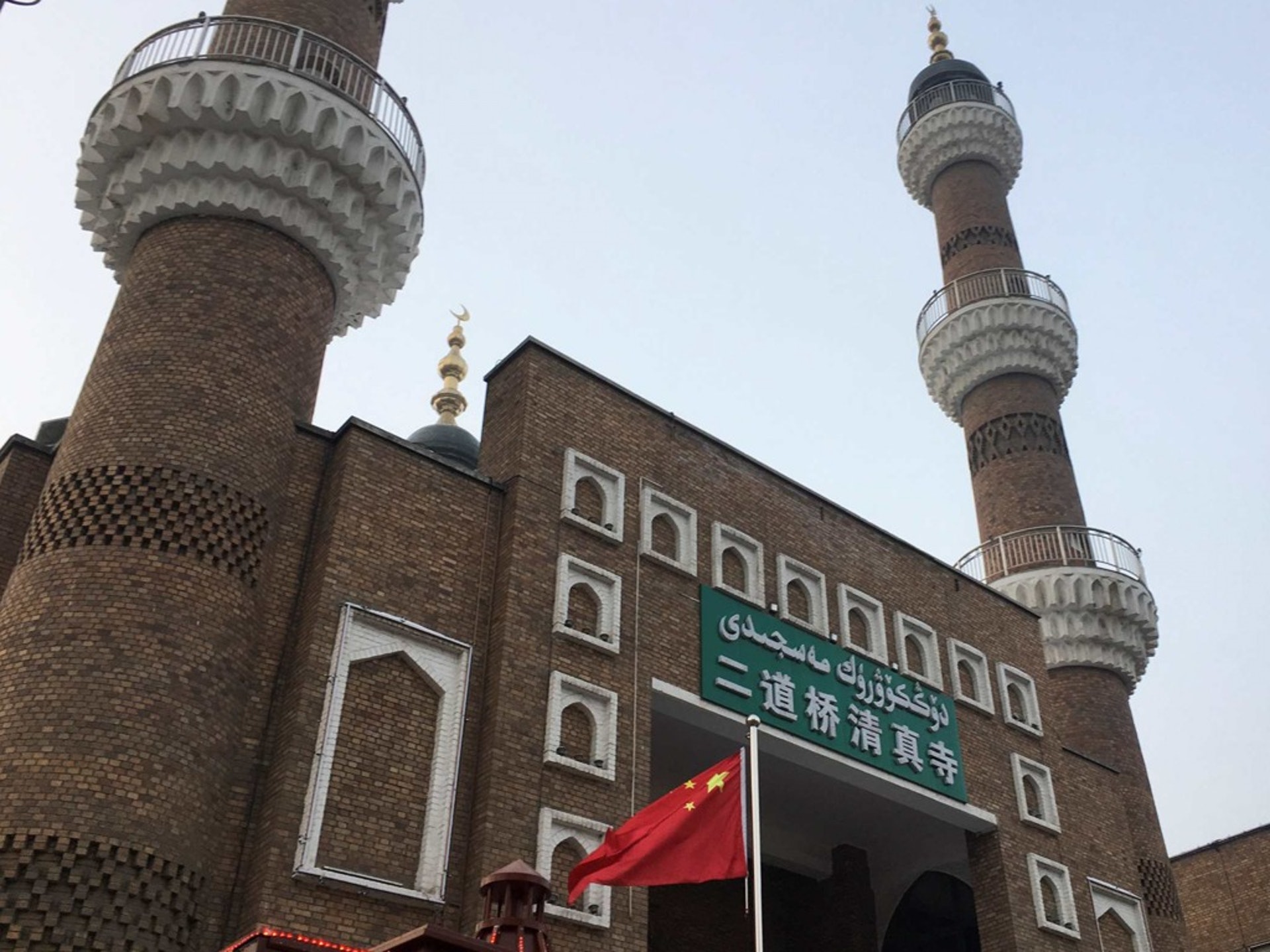 此次新疆喀什市政府邀请英国路透社记者等媒体前往职业教育培训中心参观拍摄。(Reuters)