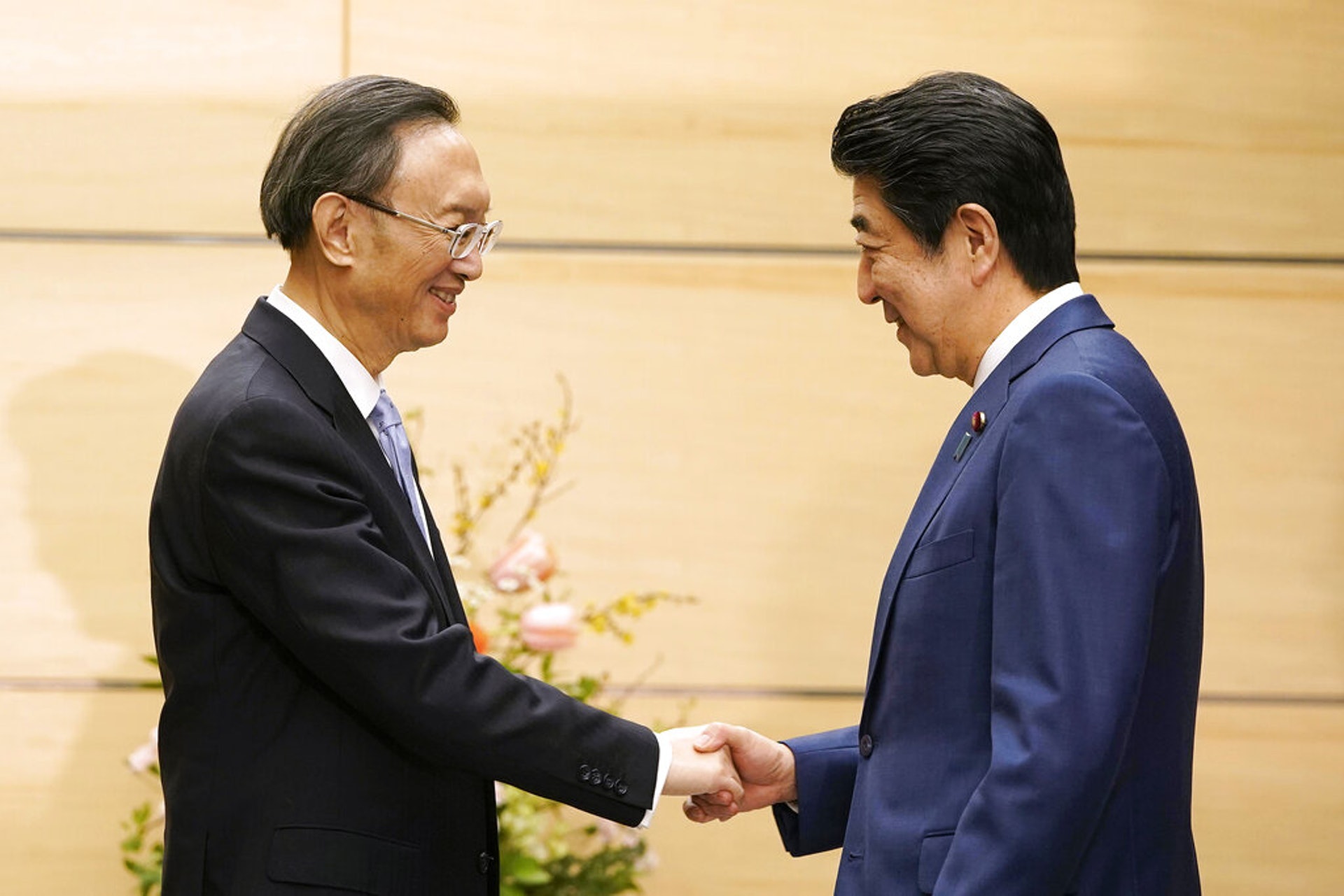 日本首相安倍晋三称习近平访日需取得成果 多维新闻 全球